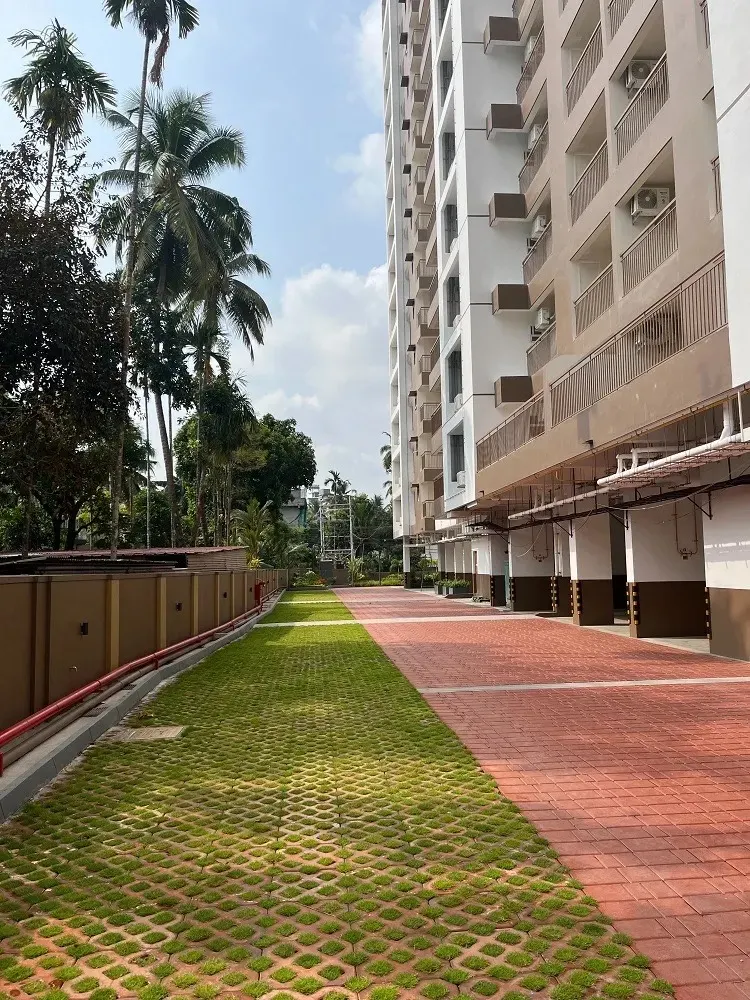 Skyline Avenue Suites: project photograph 1